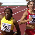 Maria Mutola vant 800 meter også i Edmonton i 2001.