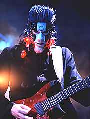 ...Wes Borland forsvant fra gruppa. ...Wes Borland forsvant fra gruppa.
