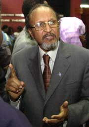 Somalias statsminister Hassan Abshir Farah leder en overgangsregjering med et mandat på tre år. (Foto: Scanpix/AP/Sayyid Azim)