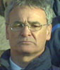 Manager Claudio Ranieri klager på spillerlønningene.