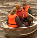 Mjøsa etser i stykker mjøsbåtene, viser ny rapport, men det er bare aprilspøk.