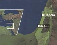 Det var i byen Hadera, nord i Israel at en palestiner stormet inn og skjøt vilt rundt seg på en konfirmasjonsfeiring i går.