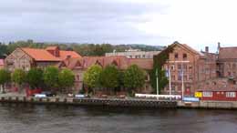 Porsgrunds Porselænsfabrik er eid av CG Holding som blir kontrollert av Atle Brynestad.