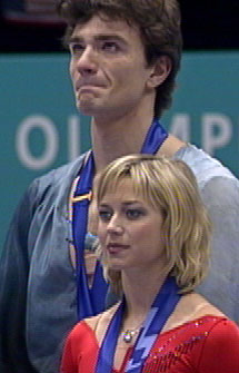 Jelena Berezjnaja og Anton Sikharulidze må dele gullet.