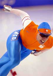 Gerard van Velde smadret den gamle verdensrekorden på 1000 meter (Foto: Itsuo Inouye/AP).