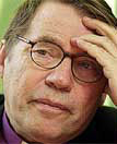 TRAGISK: - Krigen mot Irak er meget tragisk, sier Oslo-biskop Gunnar Stålsett.