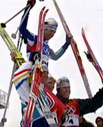Ole Einar Bjørndalen er den første nordmann som tar 4 gull i ett og samme OL. (foto: nrk) 