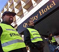 UTVIDER: Hotell- og restuarantarbeiderforbundet tar ut nye hoteller i streik. UTVIDER: Hotell- og restuarantarbeiderforbundet tar ut nye hoteller i streik.