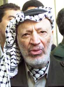 Yasir Arafats mentale helse har blitt dårligere, skriver et italiensk nyhetsmagasin. (AP-Scanpix-foto)