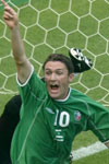 Robbie Keane jubler etter å ha scoret for Irland under VM. Robbie Keane jubler etter å ha scoret for Irland under VM.
