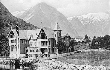 Hotell Balestrand tidleg p 1900-talet. (Foto  Fylkesarkivet)