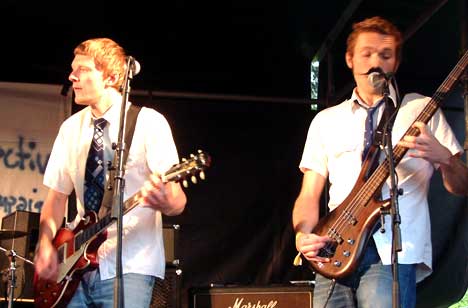 The Nod Campaign var eit svært spennande brit pop band. Foto: Øyvind André Haram.