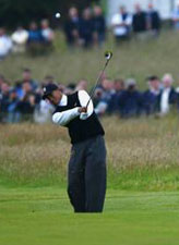 Golf-eneren Tiger Woods klaget på dårlig rytme etter første PGA-dag.