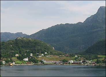Stongfjorden i Askvoll. (Foto: Arild Nybø, NRK)