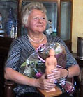 Ellen Einan mottar Aschehougprisen 2002