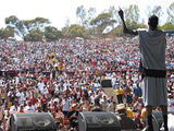 Snoop Dogg foran 15.000 på 100.3 The Beat sin Summer Jam 11. august i Irvine, California. 