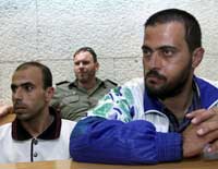 Palestinerne som skal deporteres, følger saken i høyesterett (REUTERS/Gil Cohen Magen) Palestinerne som skal deporteres, følger saken i høyesterett (REUTERS/Gil Cohen Magen)