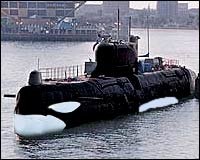 En ubåt av "Urædd"-klassen i friske spekkhoggerfarger