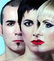 Human League rir på nostalgi. Human League rir på nostalgi.