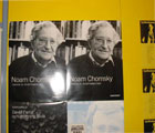 Noam Chomsky nøt rockestjerne-status under bokmessen i Göteborg. 
