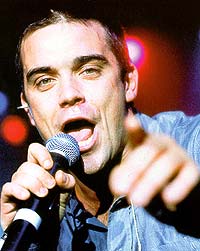 Robbie Williams skal fortsette å synge - og tjene penger.