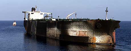 Det er funnet spor av TNT om bord i supertankeren 