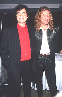 Jimmy Page og Robert Plant i 1996. Foto: Evan Agostini / Liaison.
