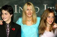 Daniel Radcliffe (Harry), Joanne K. Rowling og Emma Watson (Hermine)