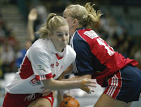 Anette Hovind Johansen og Norge ble et nummer for små mot Trine Jensen og Danmark. (Foto: Alf Ove Hansen / SCANPIX ) Anette Hovind Johansen og Norge ble et nummer for små mot Trine Jensen og Danmark. (Foto: Alf Ove Hansen / SCANPIX )