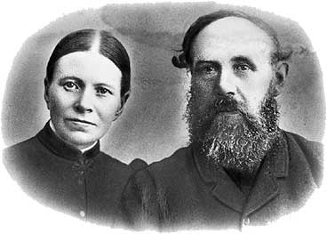Otto L. Midthun i 1890 saman med kona Anna Margrethe f. Urdahl (1852-1929). (Foto  Fylkesarkivet)