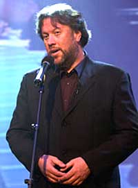 Bjørn Eidsvåg er en av artistene som selger mye plater i høst. Foto: Arkiv. Bjørn Eidsvåg er en av artistene som selger mye plater i høst. Foto: Arkiv.