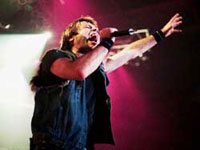 Bruce Dickinson og Iron Maiden dekker den enorme etterspørselen til Oslo Spektrum-konserten 2. juli med å sette opp en ekstrakonsert dagen etter.
