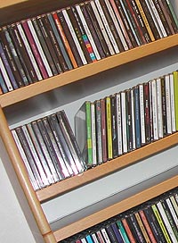 Høsten 2002 har norske artister solgt flere plater enn på mange år. Det blir spennende å se om de klarer å følge dette opp i 2003. Foto: Jørn Gjersøe, NRK.