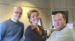 Jørn Resvoll og Kari Rindahl Endresen er programledere i God morgen, Troms. Til høyre Nils Mehren, som var programleder høsten 2002. 