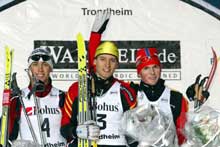 På pallen fra venstre: amerikaneren Johnny Spillane (2) Björn Kircheisen (1) og tyskeren Georg Hettich (3). (Foto: Gorm Kallestad/scanpix)