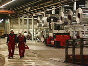Hydro Aluminium i Holmestrand frykter strømbrudd. Hydro Aluminium i Holmestrand frykter strømbrudd.