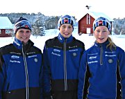 Lederen av Ringkollen Skiklubb, Trine Buttingsrud Mathiesen, og skiløperne Fredrik Skjeggerud og Anette Brøto.