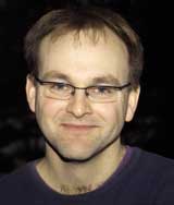 - Jeg synes det er synd at et lite fylke som Østfold ikke klarer å få til et samarbeid mellom de offentlige havnene, sier Andreas Lervik (SV). - Jeg synes det er synd at et lite fylke som Østfold ikke klarer å få til et samarbeid mellom de offentlige havnene, sier Andreas Lervik (SV).