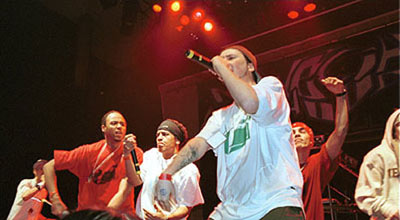 Freakshow på Norwegian Hood 2001. Foto: Citycon.no Freakshow på Norwegian Hood 2001. Foto: Citycon.no