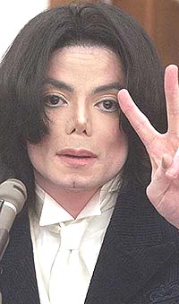 Michael Jackson var for en gangs skyld åpenhjertig overfor en journalist. Foto: Jim Ruyman-Pool / Getty Images. Michael Jackson var for en gangs skyld åpenhjertig overfor en journalist. Foto: Jim Ruyman-Pool / Getty Images.