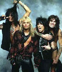 Mötley Crüe, slik vi kjenner dem fra glansdagene. Foto: Promo. Mötley Crüe, slik vi kjenner dem fra glansdagene. Foto: Promo.