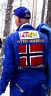 Denne karen har kjørt helt fra Vardø for å se Petter Solberg kjøre rally. 