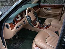 Slik ser interiøret i en Bentley ut