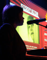 Kristin Winsent i mørket. Kristin Winsent i mørket.