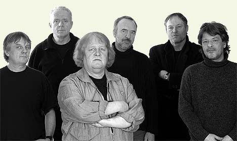 Bilder Oslo Rhythm n Blues Ensemble: Fra venstre: Morten wentzel, Arne Dehkes, Geir Wentzel, Kjell Larsen og Bjørn Floberg. Foto: Rune Eriksen.