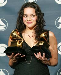 Norah Jones har fått mange priser, og selger fortsatt godt med plater. Foto: Promo. Norah Jones har fått mange priser, og selger fortsatt godt med plater. Foto: Promo.