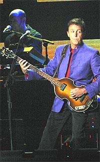 Turnéen Paul McCartney er i Europa med nå startet i USA. Fredag kveld får vi være med. Foto: Junko Kimura / Getty Images.