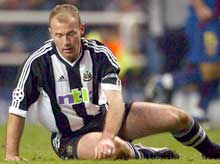 Newcastle må håpe på en skadefri Alan Shearer. (Foto: REUTERS/Ian Hodgson) 