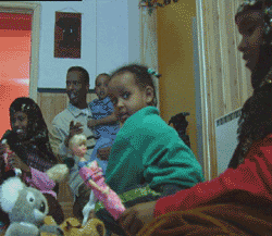Familien Hassan fra Somalia er blitt gjenforent, men fostersønnen gjennom 11 år får ikke bli i Norge.