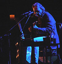 Neil Young trollbandt 2000 mennesker i Grieghallen. Foto: Per Ole Hagen.